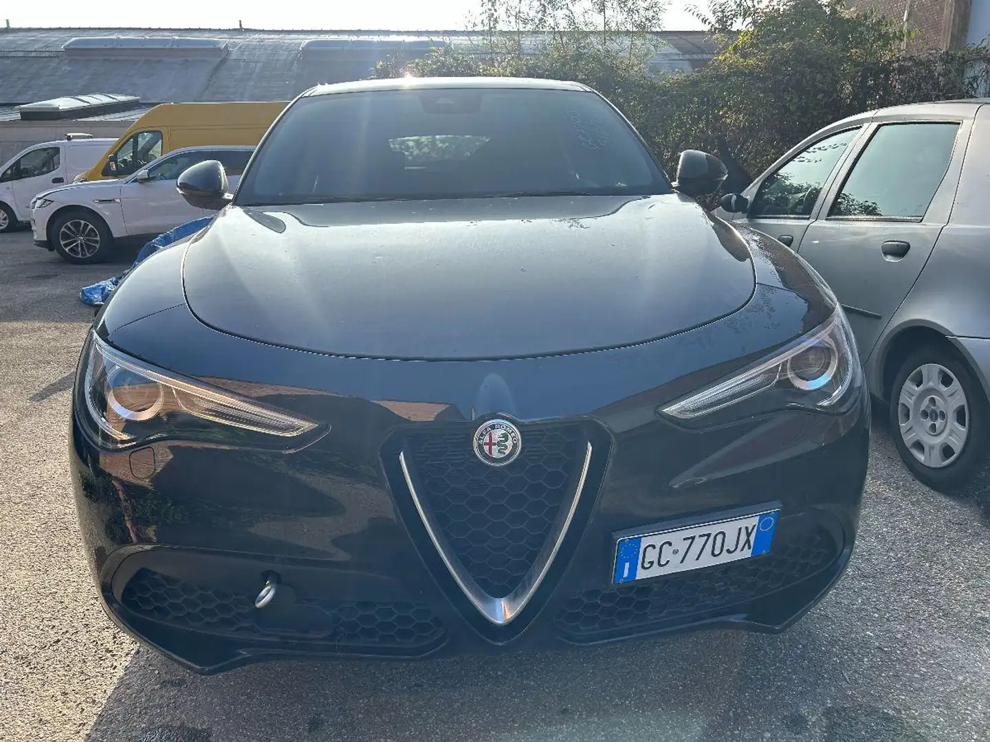 Alfa Romeo Stelvio 2.2 T.diesel 190 CV AT8 Q4 Bus. Schwarz - 1