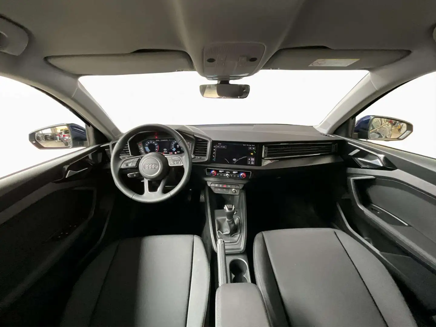 Audi A1 AllStreet+30TFSI+Navi+BVM Bleu - 2