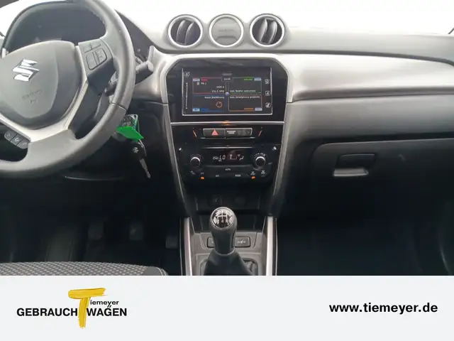 Suzuki Vitara view 13