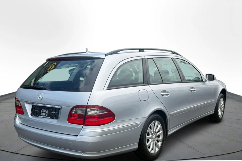 Mercedes-Benz E 200 E T-Modell ELEGANCE*2.HAND*PARKTRONIC*SHZ* — photo 5