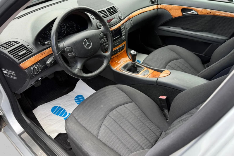 Mercedes-Benz E 200 E T-Modell ELEGANCE*2.HAND*PARKTRONIC*SHZ* — photo 9