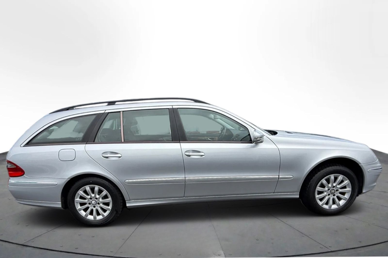 Mercedes-Benz E 200 E T-Modell ELEGANCE*2.HAND*PARKTRONIC*SHZ* — photo 6