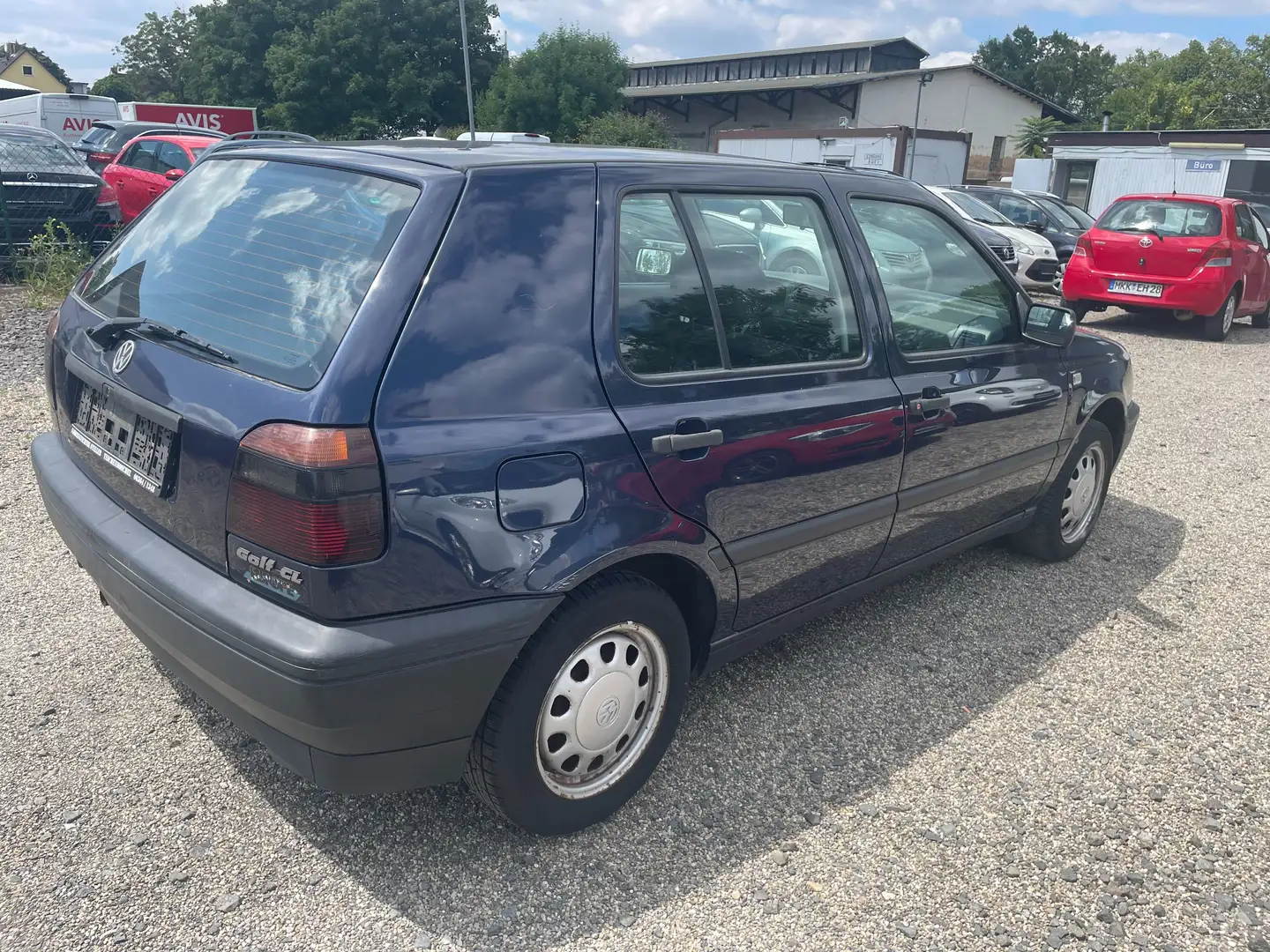 Volkswagen Golf - 1