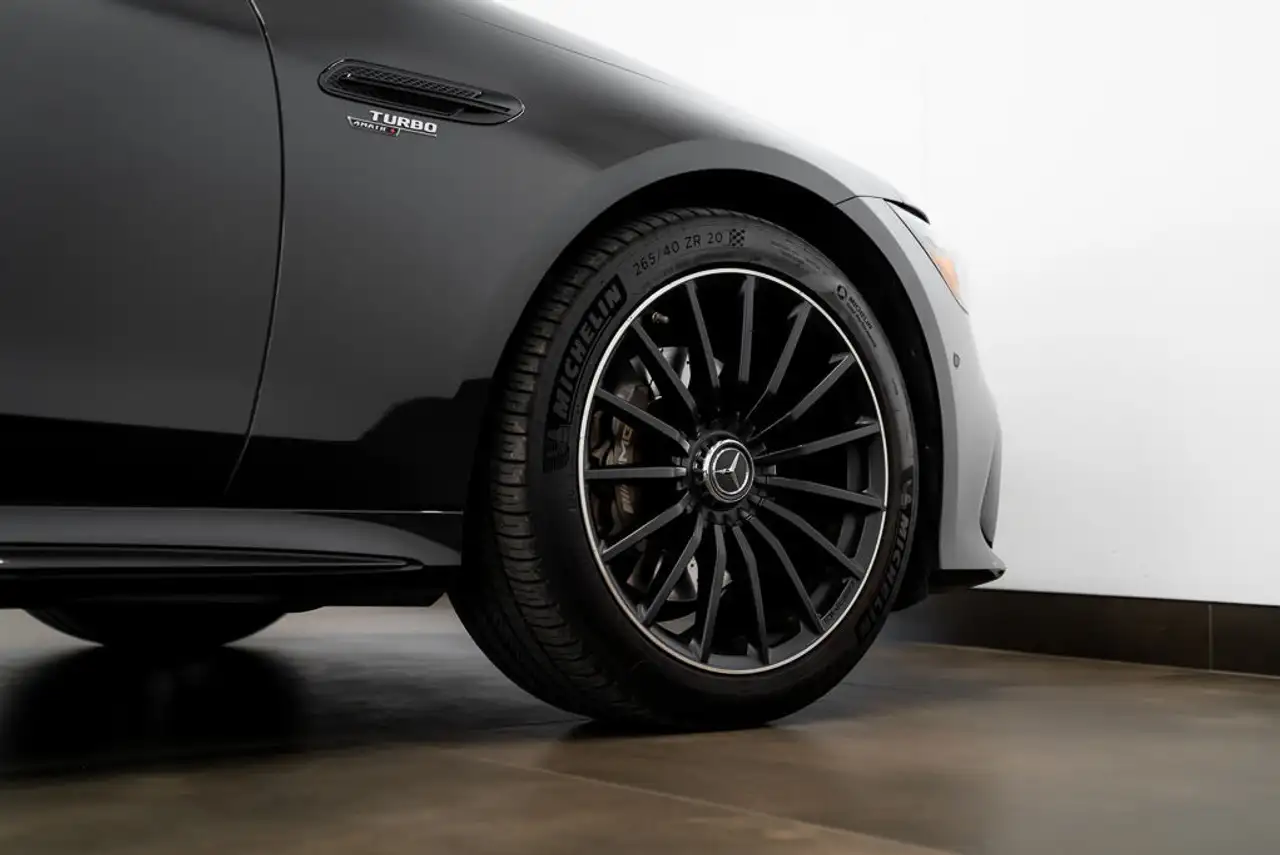 Mercedes-Benz AMG GT снимка Mercedes-Benz AMG GT