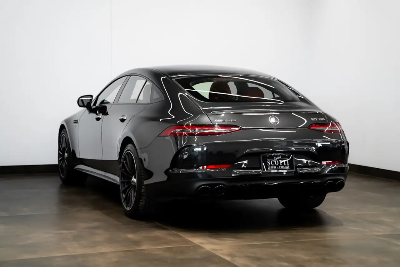 Mercedes-Benz AMG GT снимка Mercedes-Benz AMG GT