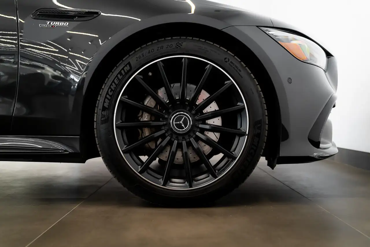 Mercedes-Benz AMG GT снимка Mercedes-Benz AMG GT