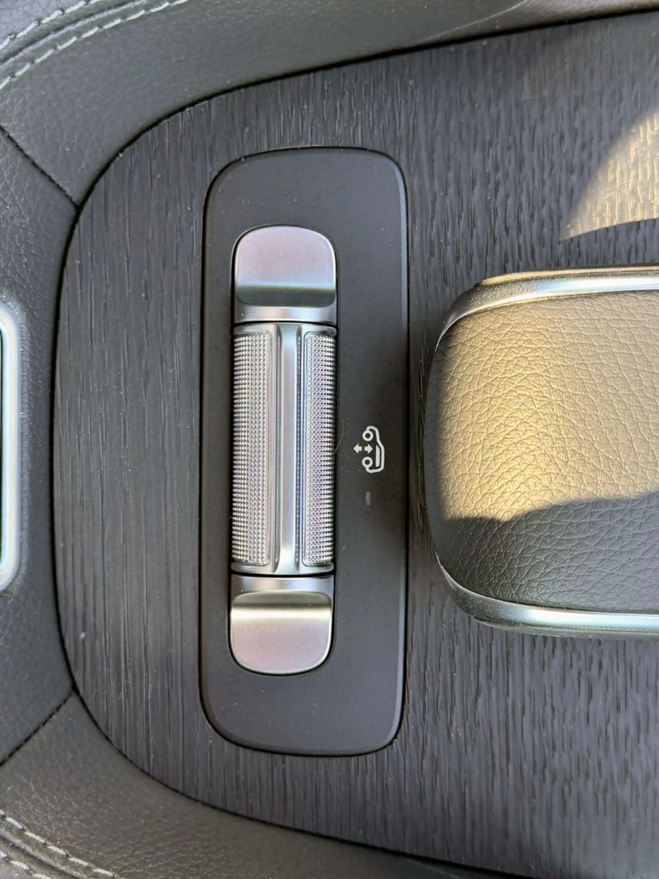 Mercedes-Benz GLS 450 d 4M AMG 7-Stz. AIRMATIC ACC LED 360° AHK — photo 14