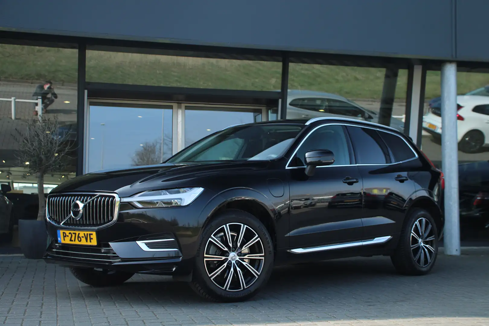 Volvo XC60 | Harman/Kardon | Panoramadak | Cruise Control | S Zwart - 2