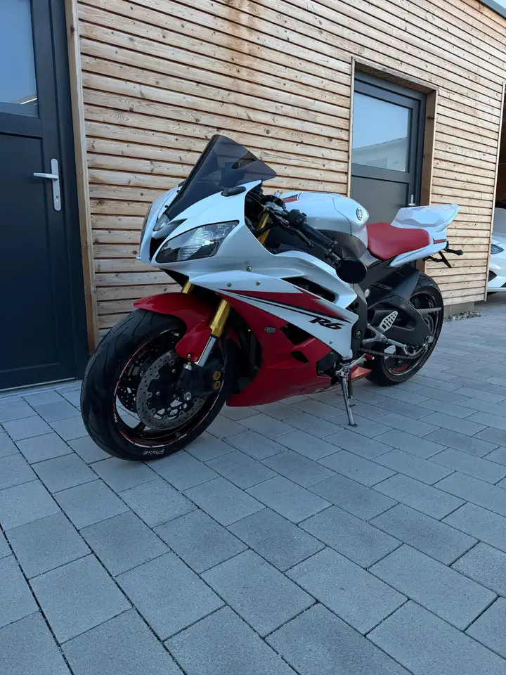 Yamaha YZF-R6