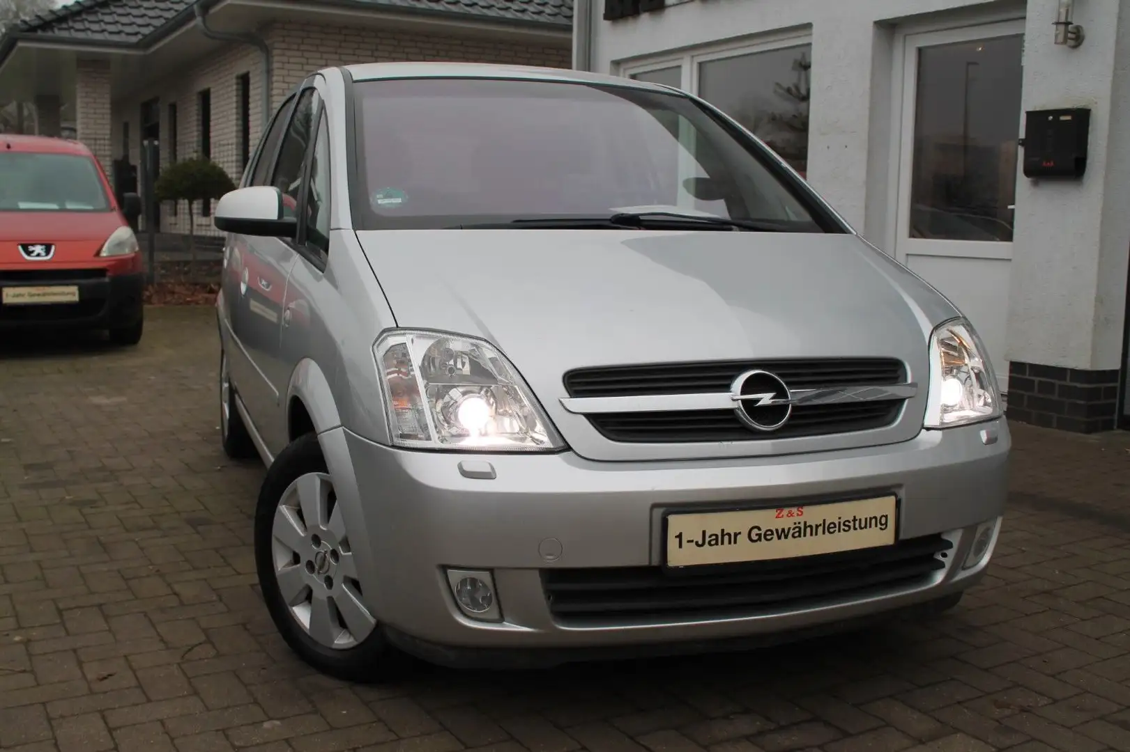 Opel Meriva Cosmo *TÜV-NEU* Silber - 1