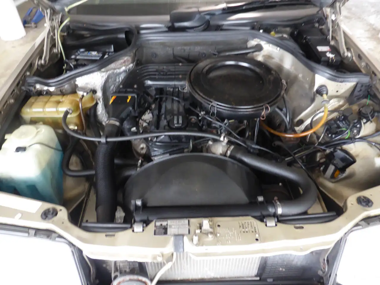 Mercedes-Benz E 200 200, foto 3