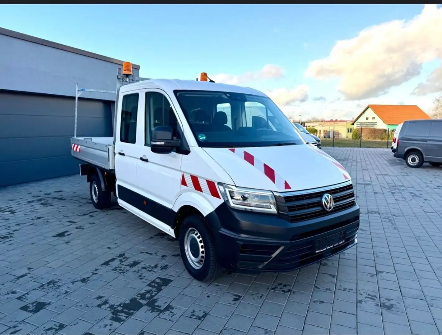 Volkswagen Crafter Pritsche 35 DOKA mittellang 4MOTION LED Blanc - 1