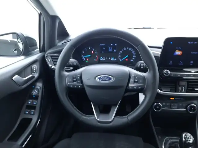 Ford Fiesta view 11