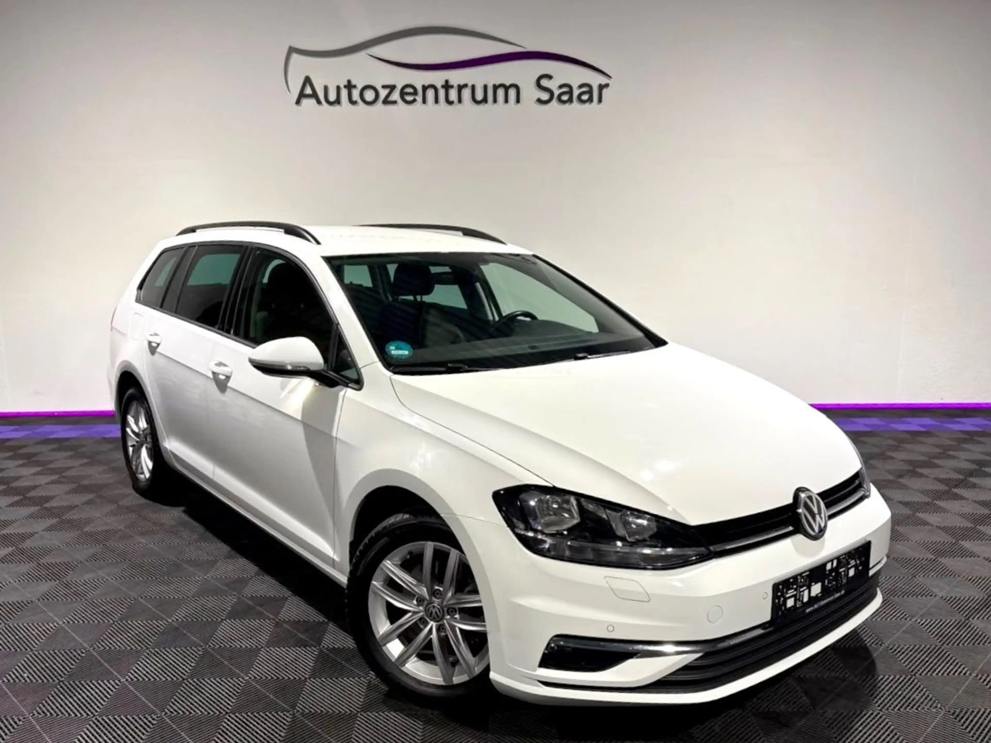 Volkswagen Golf VII Variant Comfortline Navi SH Tempomat BT — photo 10