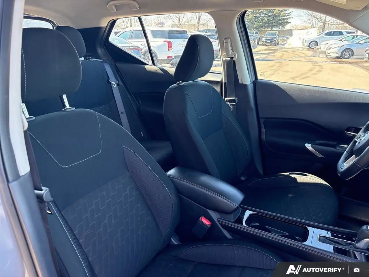 Nissan Kicks снимка Nissan Kicks