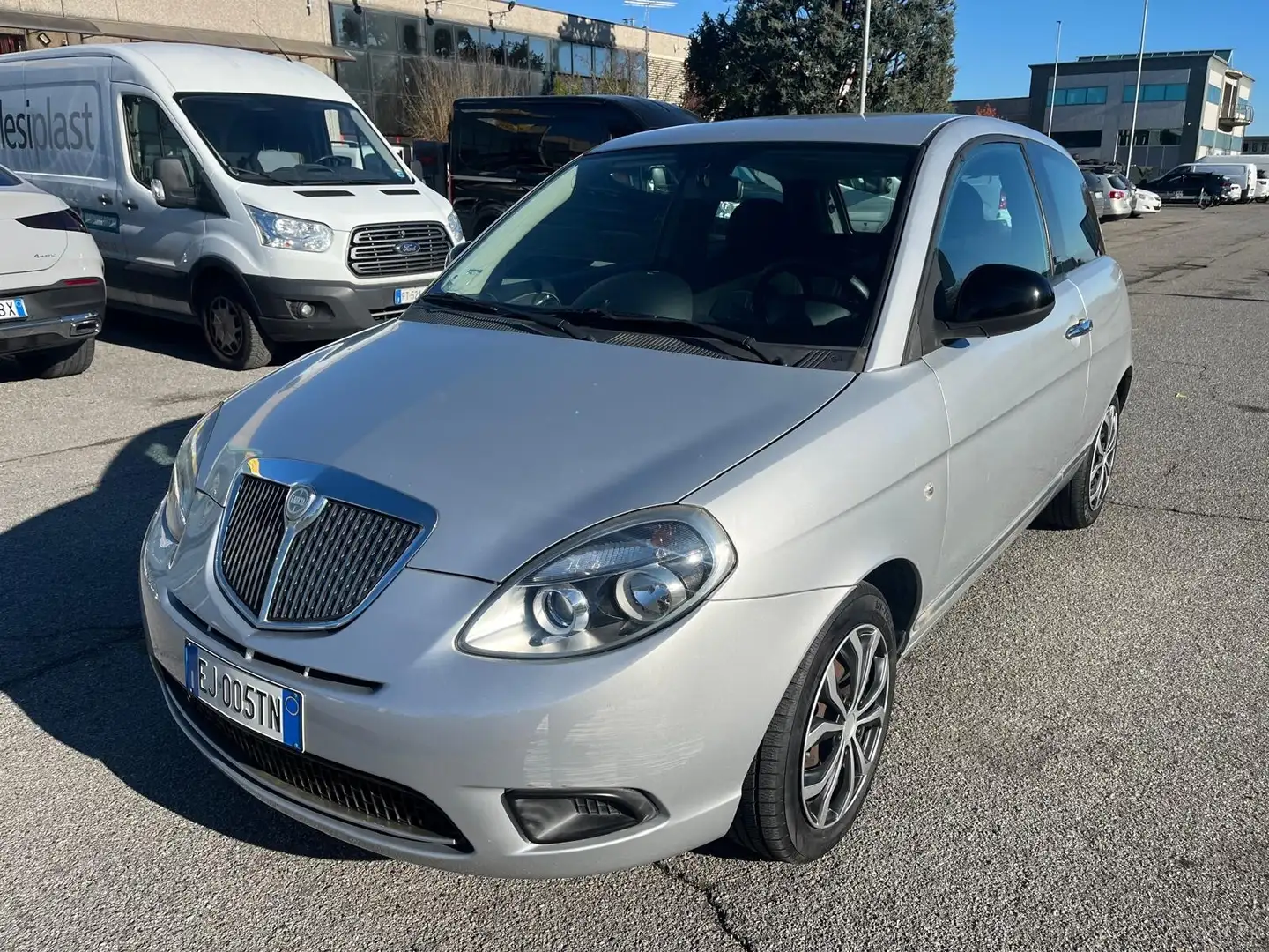 Lancia Ypsilon Ypsilon 1.2 69 CV Argento - 1