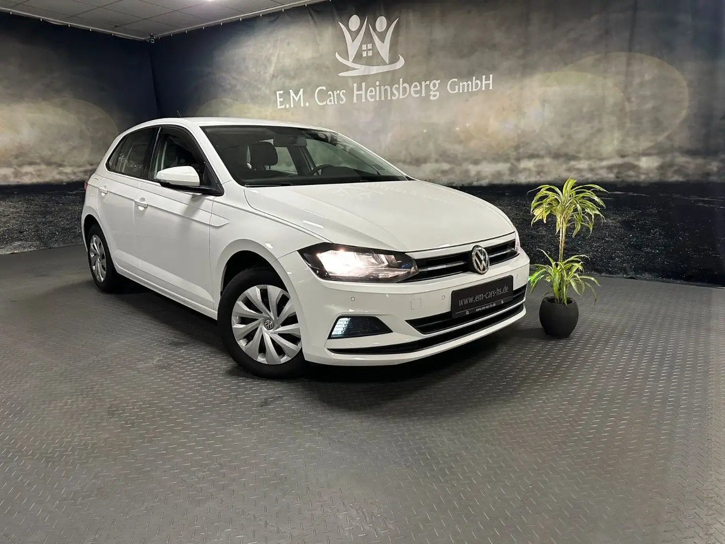 Volkswagen Polo VI 1.6 TDI Comfortline AHK Winter-Paket Blanc - 1