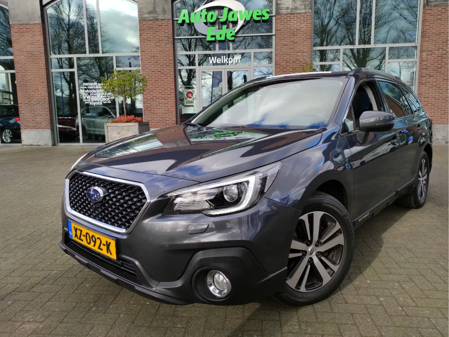 Subaru OUTBACK 2.5i Premium Leder - Schuif-/Kanteldak - Apple Car Šedá - 2