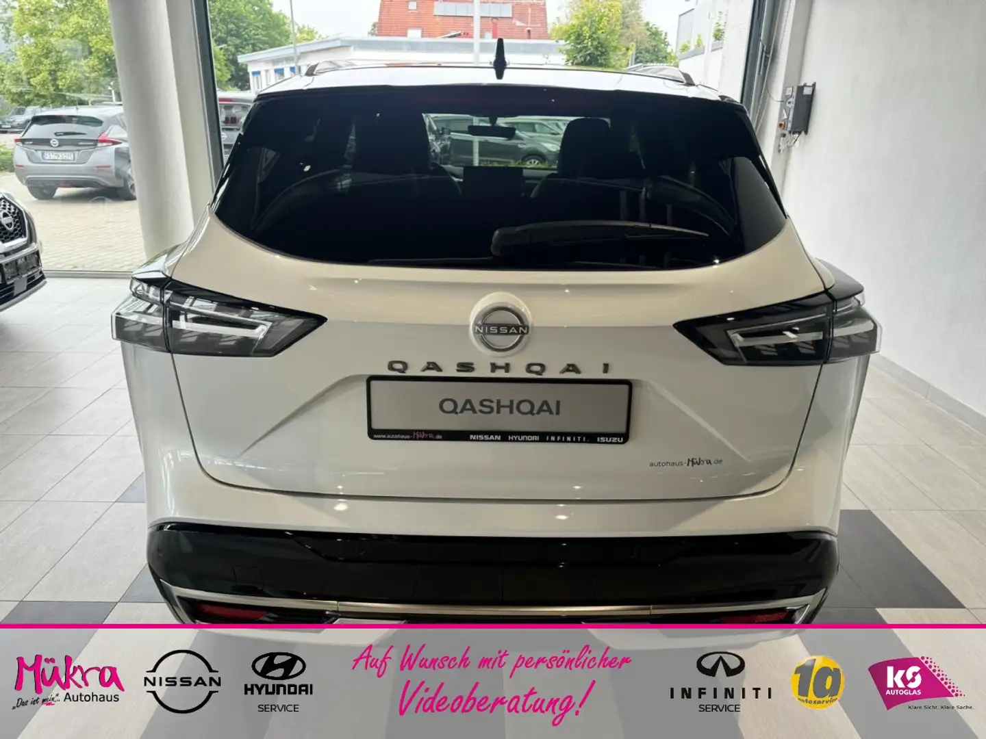 Nissan Qashqai Tekna+ 1,3 DIG-T 158PS X-Tronic J12B Klima Navi Schwarz - 2