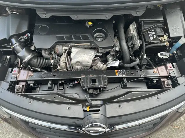 Opel Zafira view 7