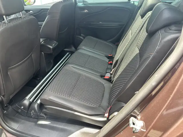 Opel Zafira view 14