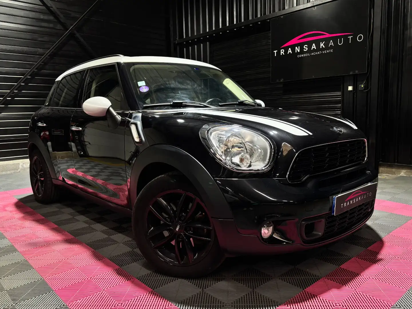 MINI Cooper Countryman S 184 Black - 1