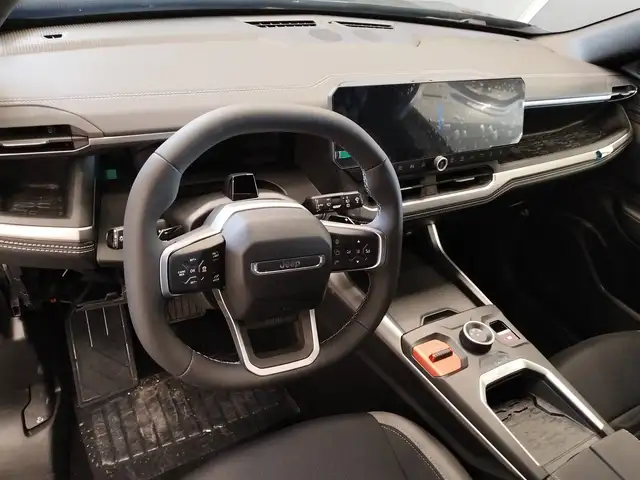 Jeep Compass view 5