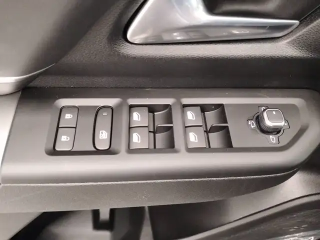 Jeep Compass view 14