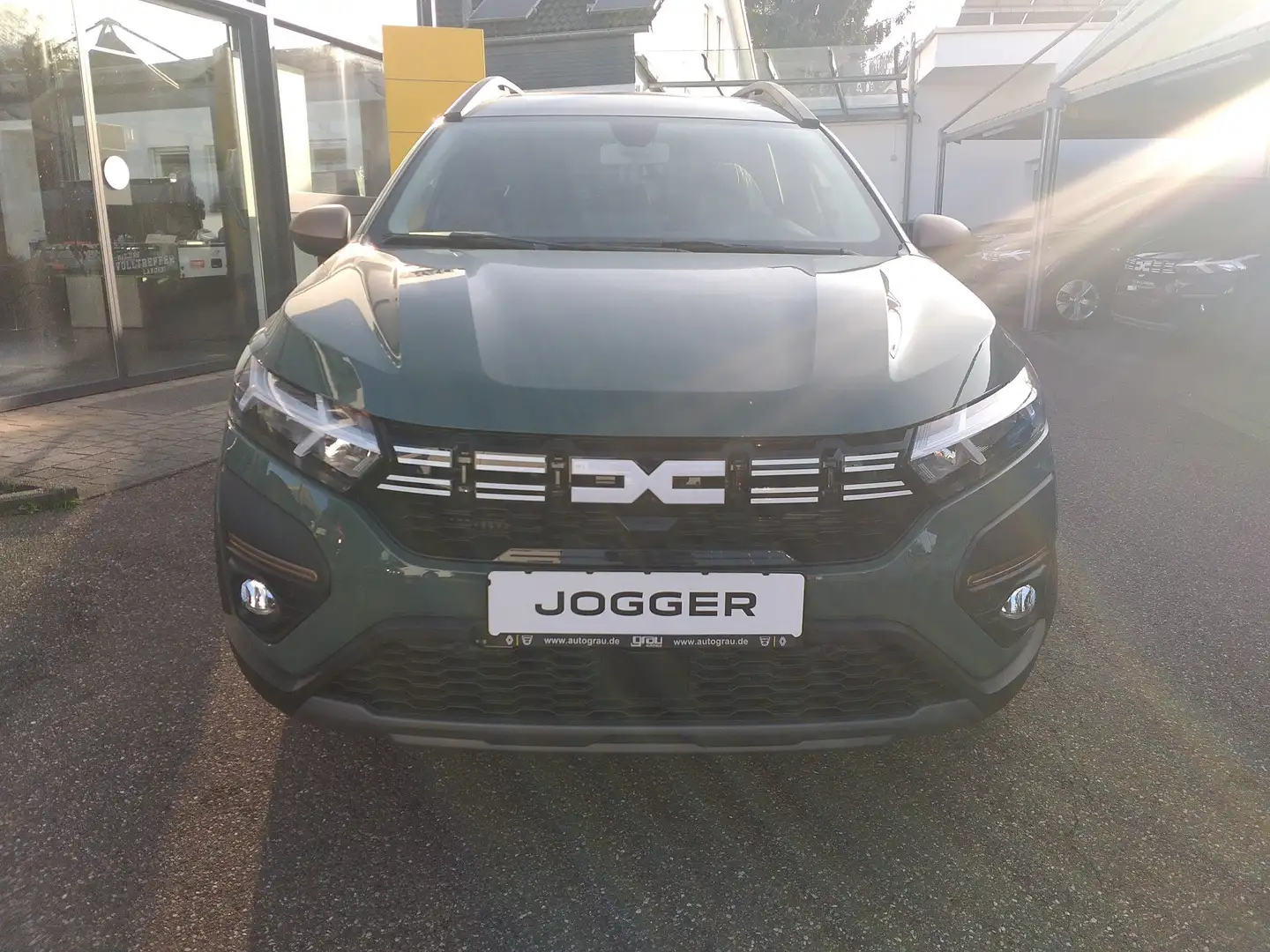 Dacia Jogger Extreme+ 7-Sitzer Grün - 2