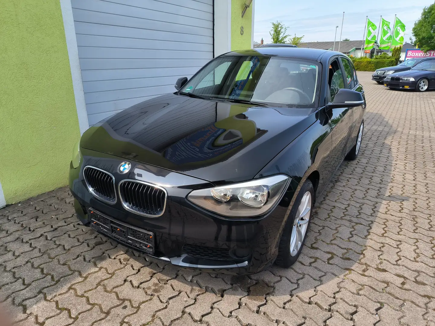 BMW 114 83 TKM Tüv 09/26 Unfall Negro - 1