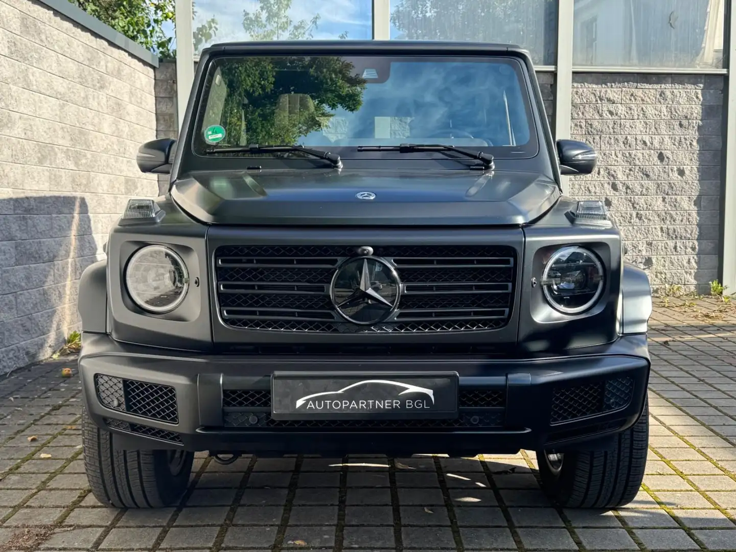 Mercedes-Benz G 400 d/AMG/Superior/Designo Magno/Massage/Sounds Schwarz - 2