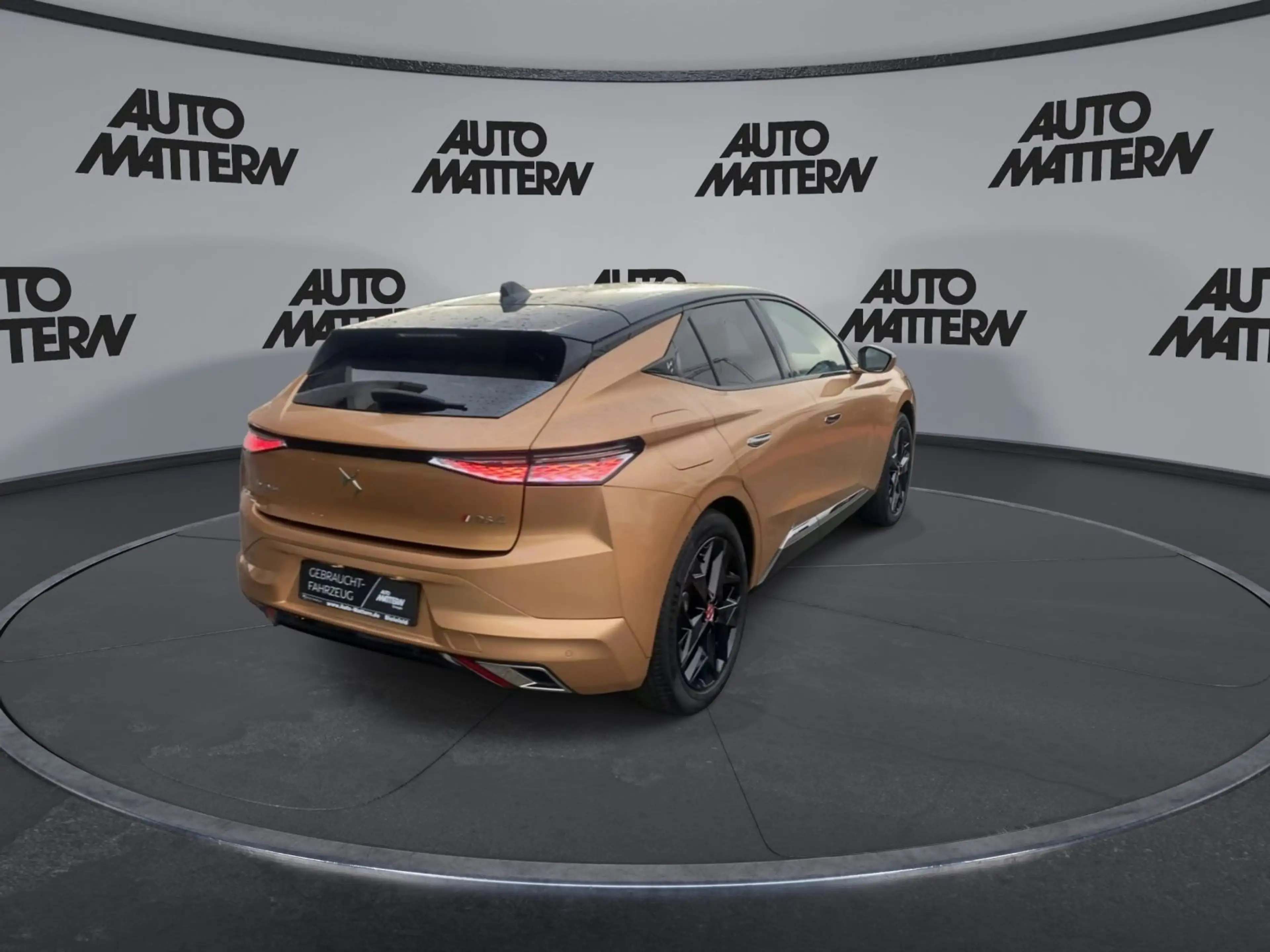 DS Automobiles DS 4 4 E-Tense Hybrid 225 — photo 8