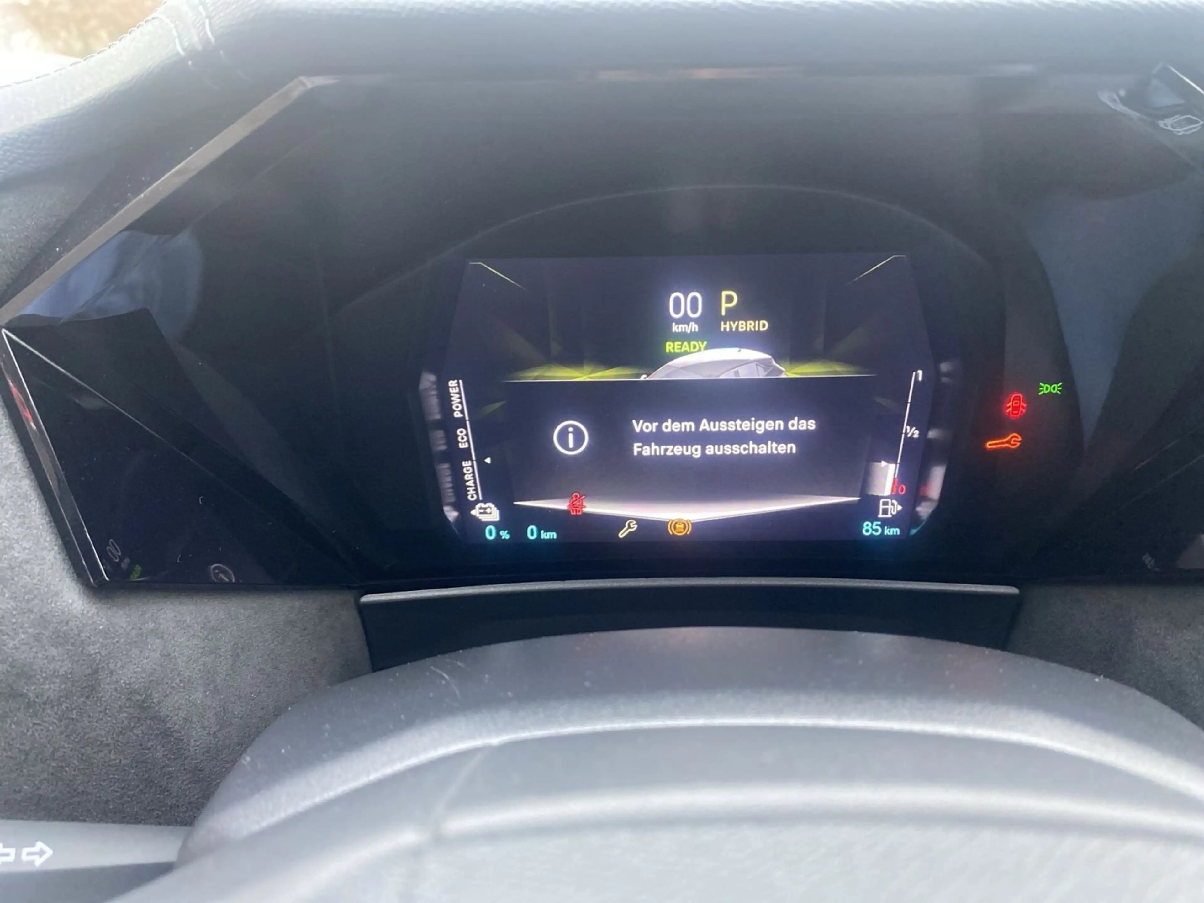 DS Automobiles DS 4 4 E-Tense Hybrid 225 — photo 11