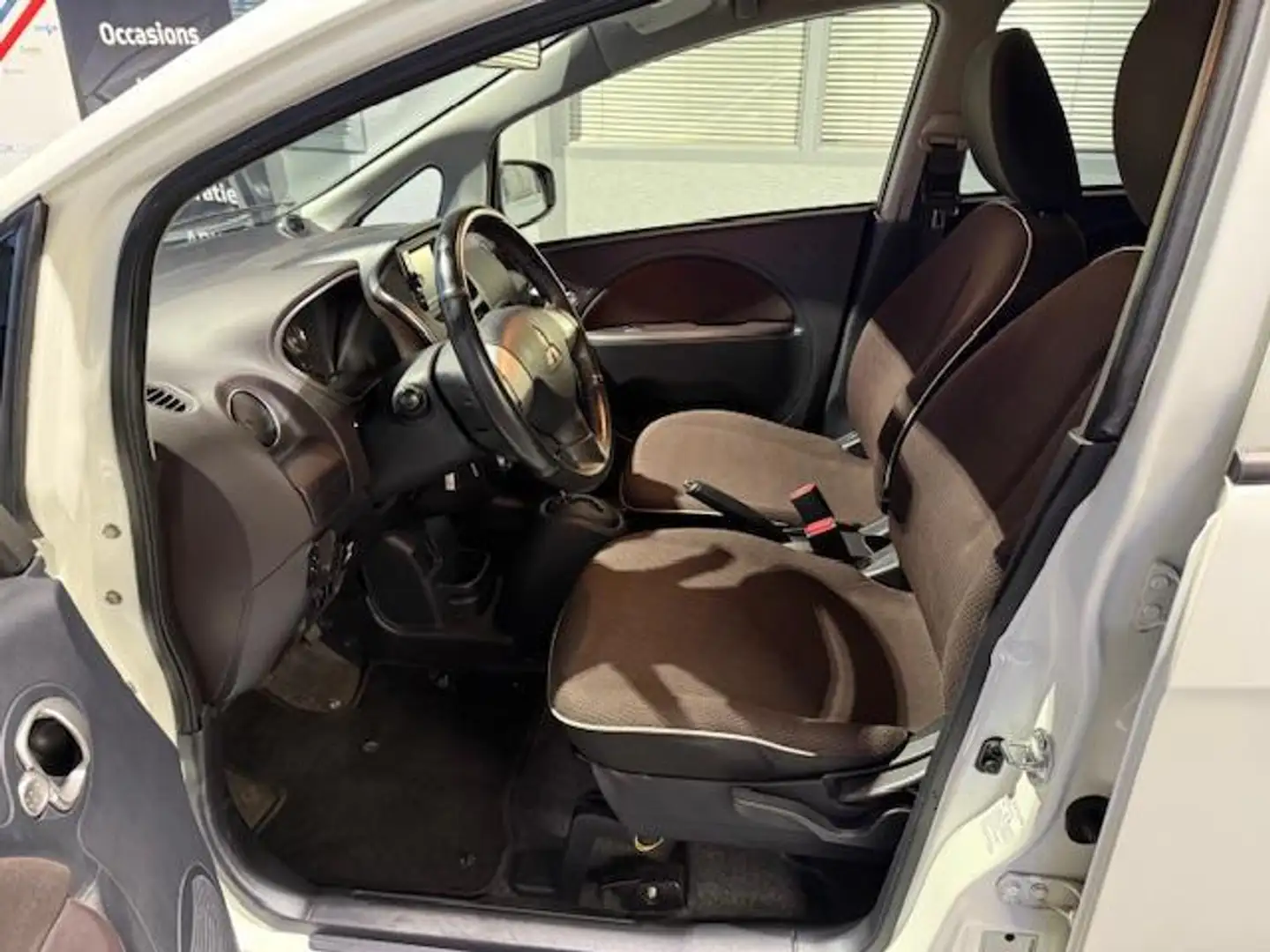 Mitsubishi I-MiEV 16 KWh Automaat Wit - 2