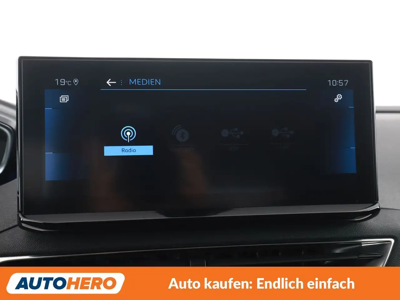 Peugeot 3008 1.5 Blue-HDi Allure 22