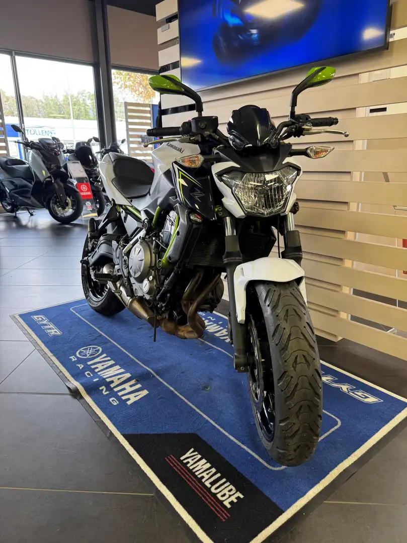 Kawasaki Z 650 Blanc - 2