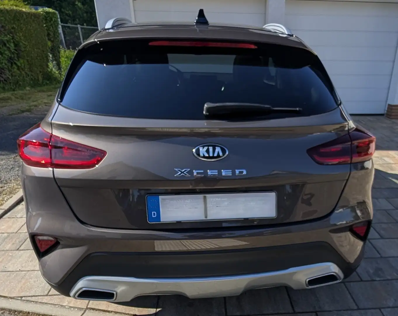 Kia XCeed XCeed 1.6 CRDi DCT7 PLATINUM EDITION Braun - 2