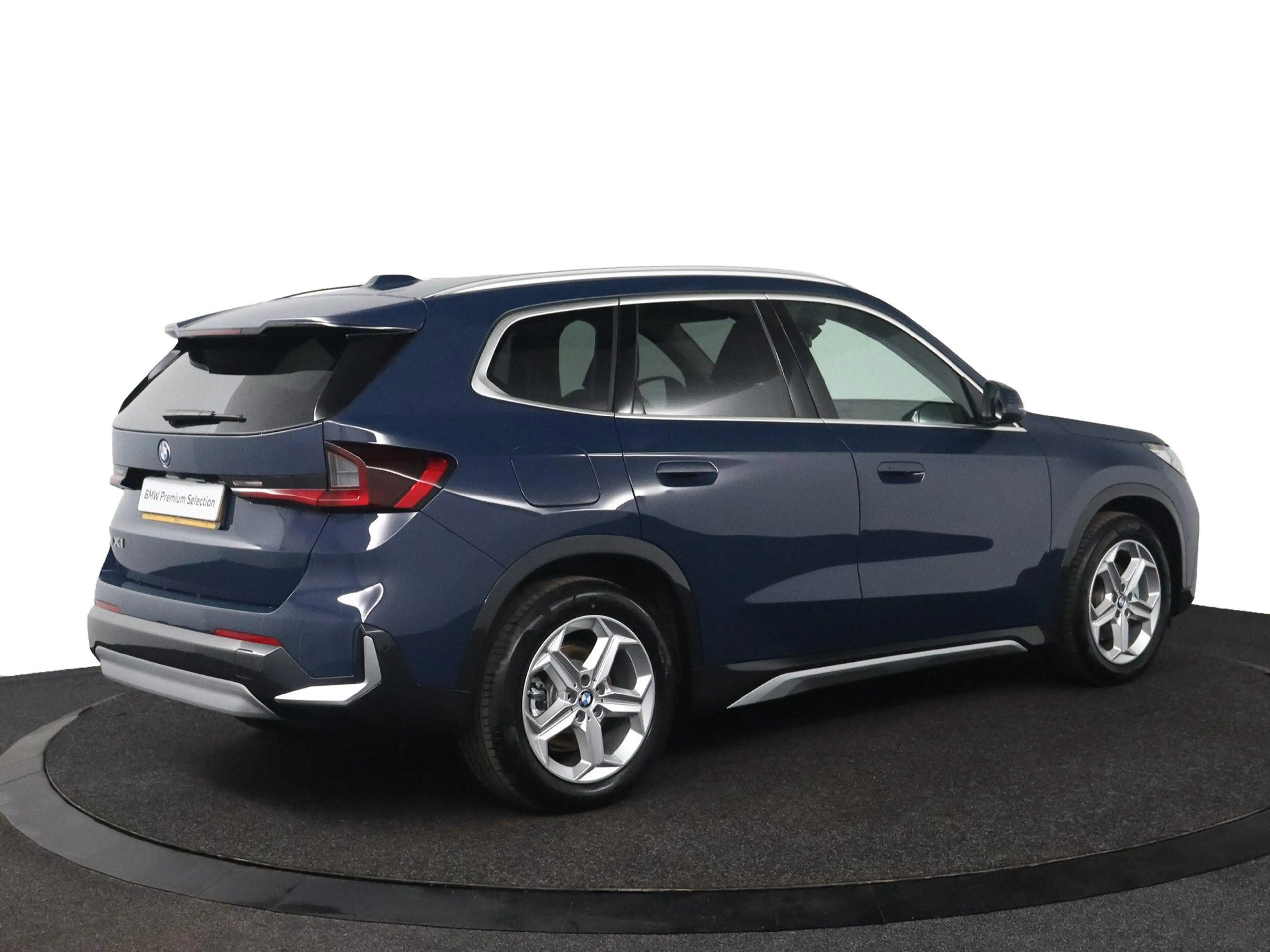 BMW iX1 eDrive20 Pure Edition 67 kWh | X-line | Getint Gla — photo 2