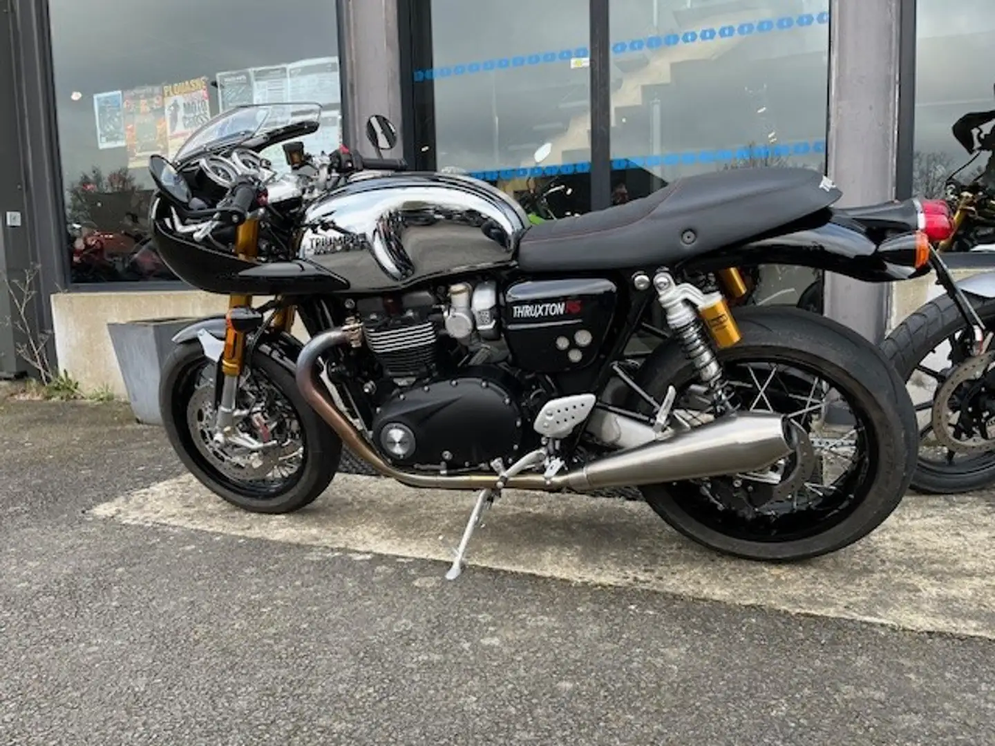 Triumph Thruxton Plateado - 2