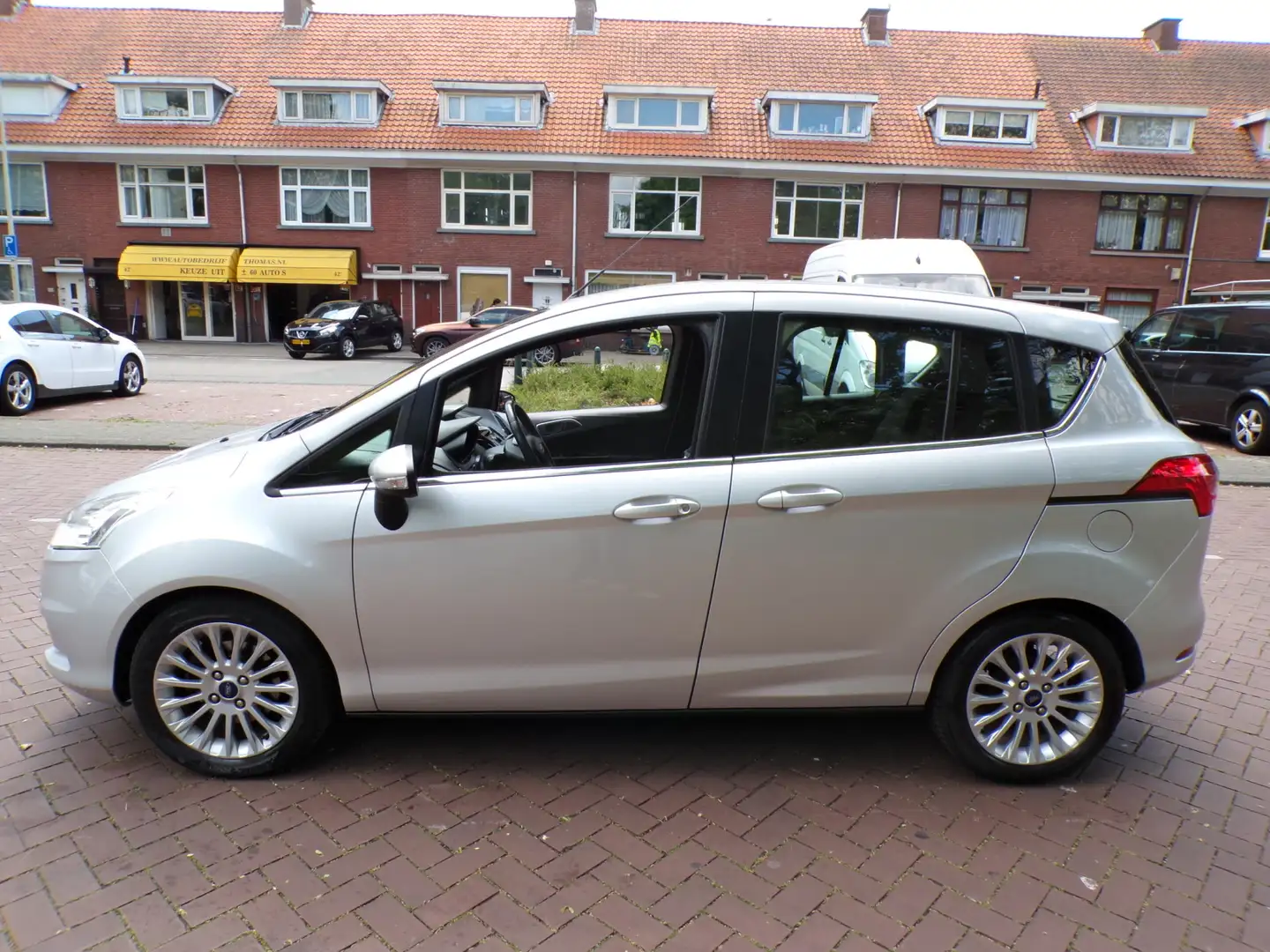 Ford B-Max 1.6 TI-VCT Titanium AUTOMAAT CAMERA NAVI TELEFOON Grijs - 2