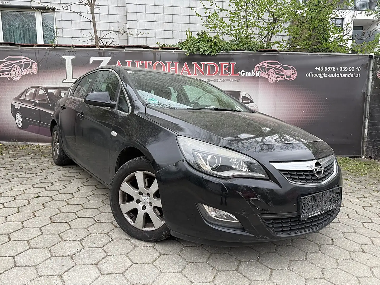 Opel Astra 1,7 Ecotec CDTI Sport Schwarz - 1