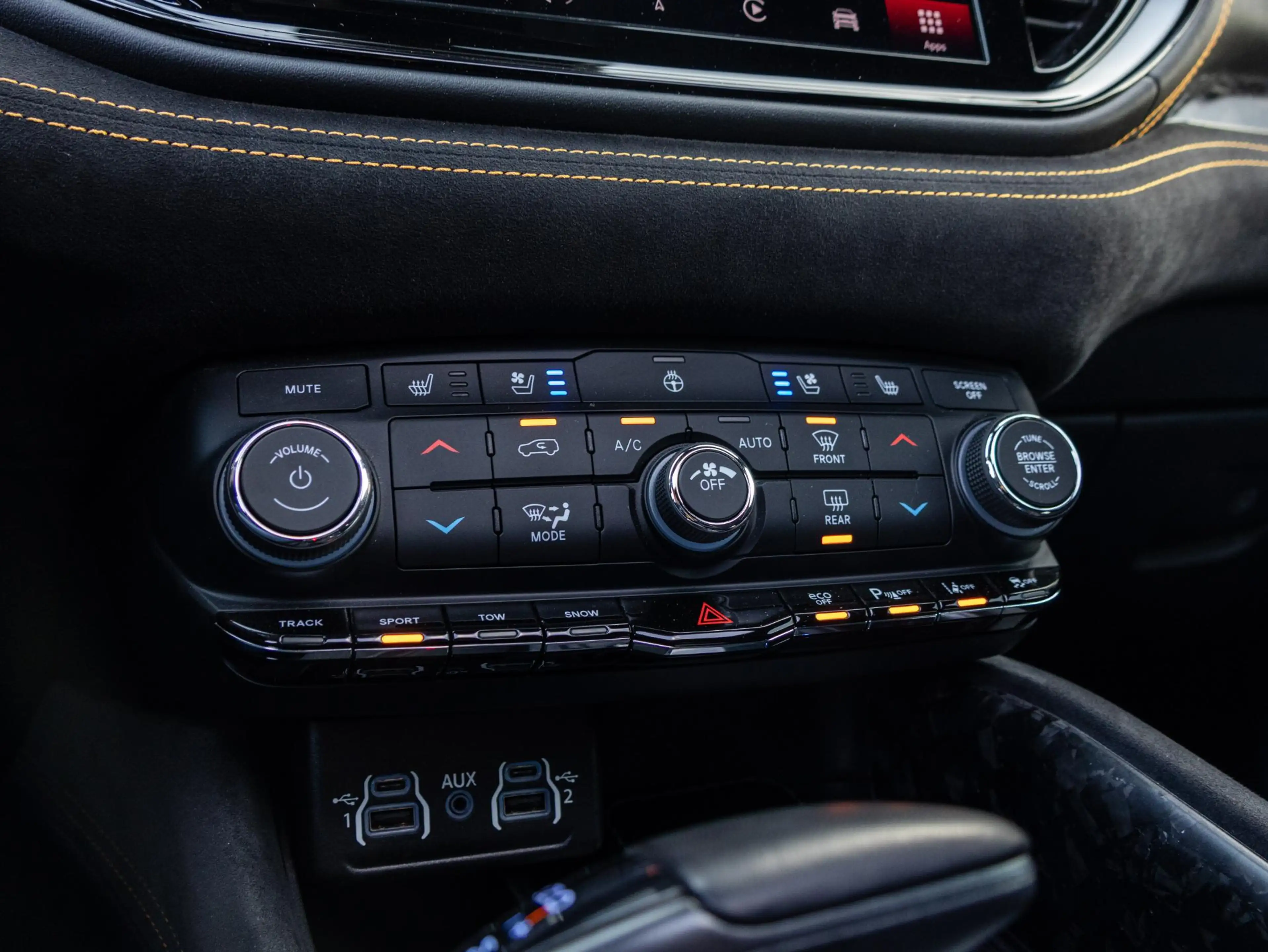 Dodge Durango R/T 5.7L V8 Dodge Durango R/T 5.7L HEMI V8 | VAN | — photo 26