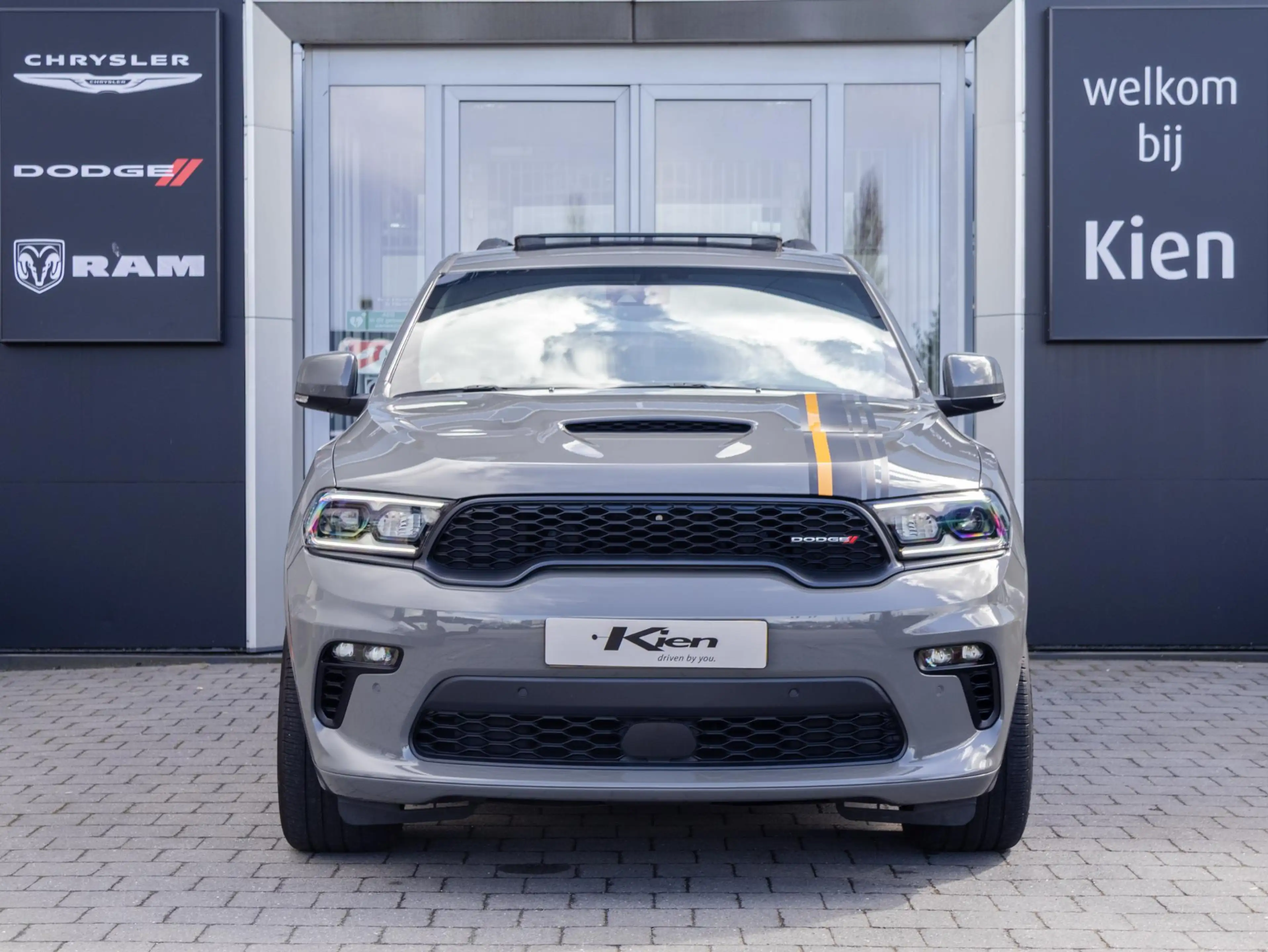 Dodge Durango R/T 5.7L V8 Dodge Durango R/T 5.7L HEMI V8 | VAN | — photo 41