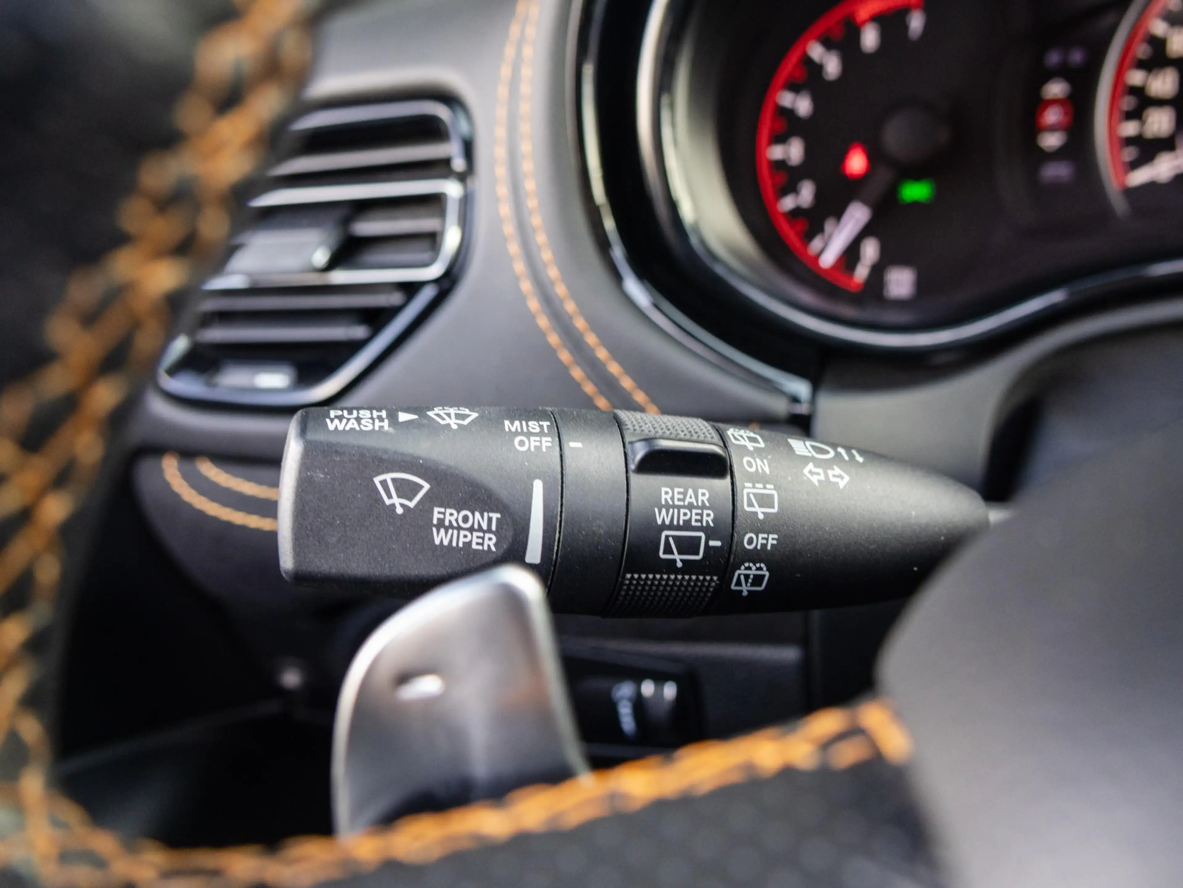 Dodge Durango R/T 5.7L V8 Dodge Durango R/T 5.7L HEMI V8 | VAN | — photo 43