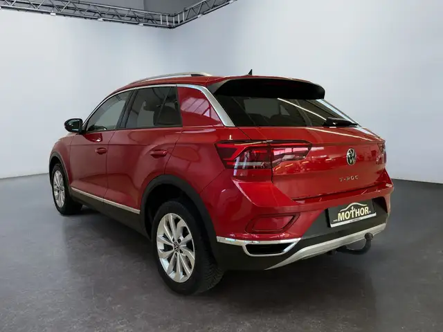 Volkswagen T-Roc view 4