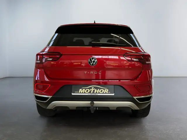 Volkswagen T-Roc view 5