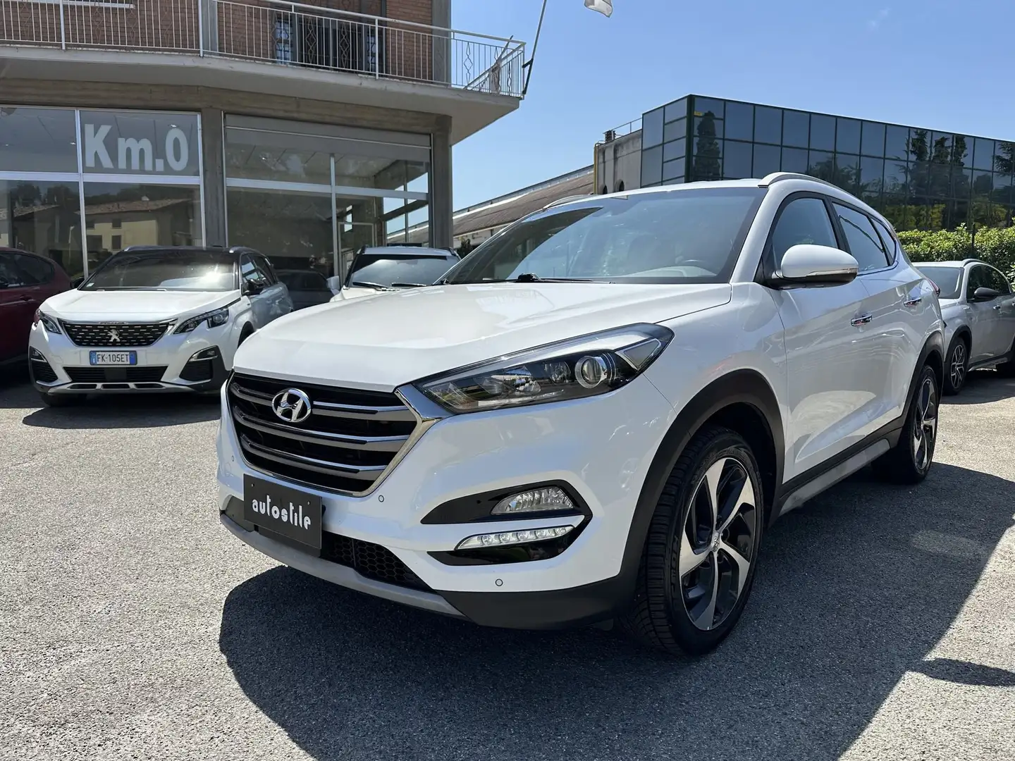 Hyundai TUCSON 1.7 CRDi XPossible Bianco - 1