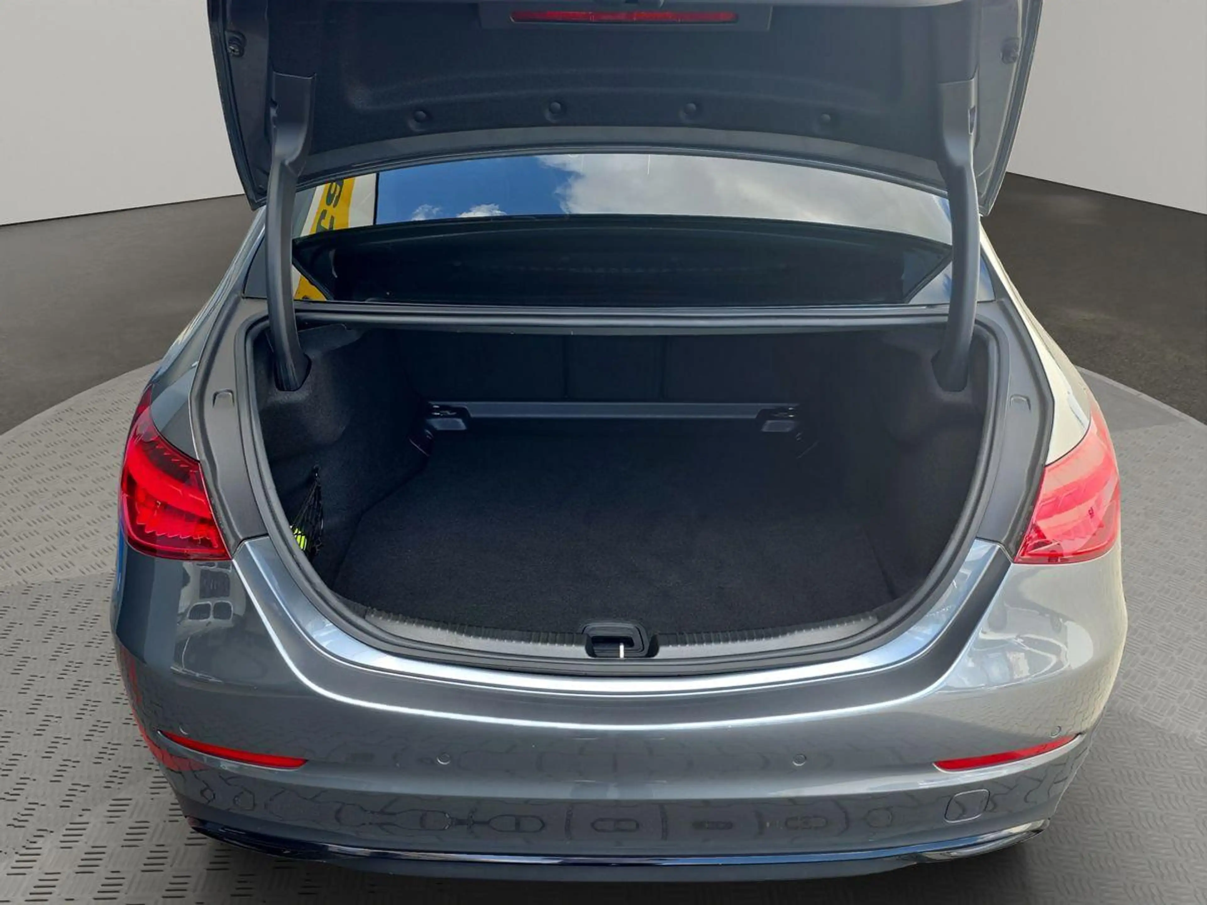 Mercedes-Benz C 220 d 9G-AUTOM STANDHZ DISTRONIC R-KAM APP LED — photo 7