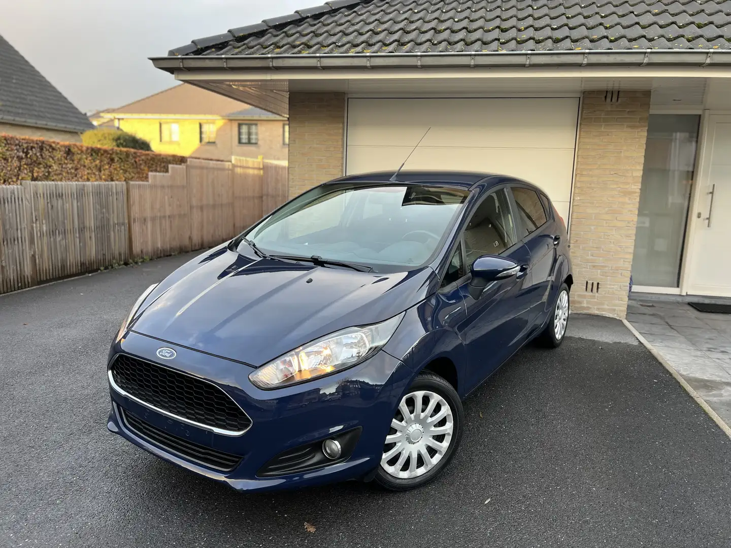Ford Fiesta 1.25 Celebration Blauw - 2