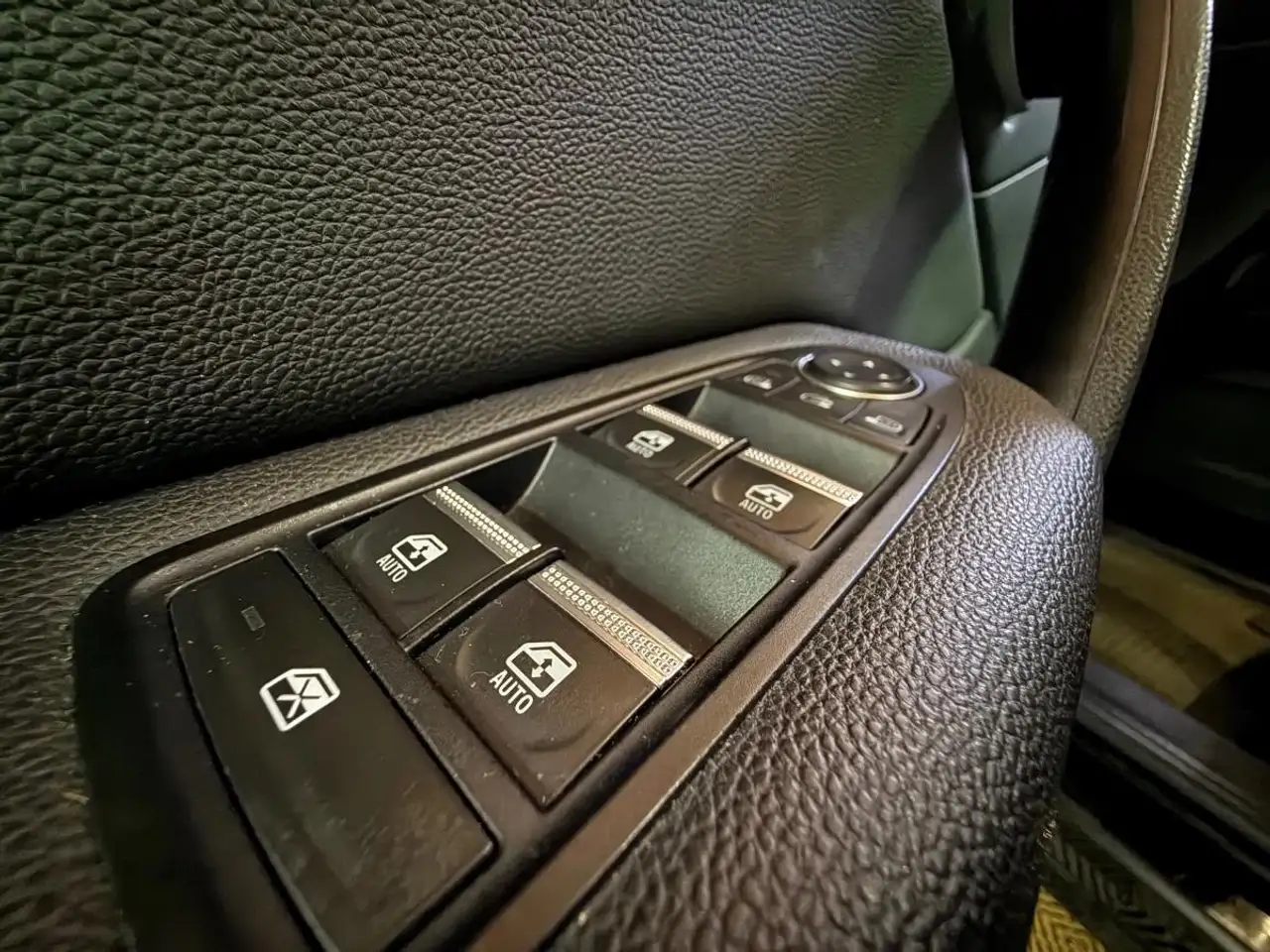 Renault Captur — photo 33